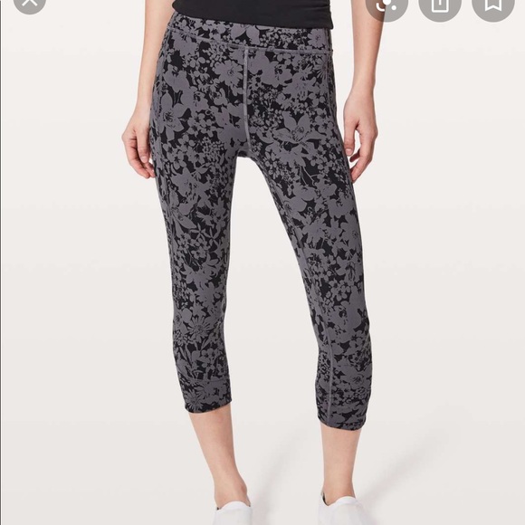 lululemon athletica Pants - Lululemon in movement crops